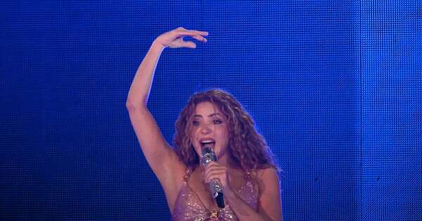 La Nación / Shakira agrega cuatro conciertos a gira récord en México