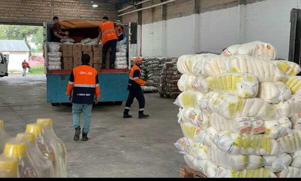 Gobierno envía 20.000 kilos de alimentos a familias afectadas por crecida del río Pilcomayo - .::Agencia IP::.