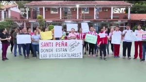 Retraso en entrega de kits escolares afecta clases en Itauguá Poty - SNT