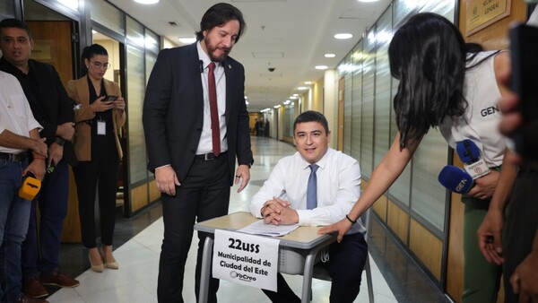 DNCP anula licitación de pupitres chinos que quería adquirir la Municipalidad de Ciudad del Este