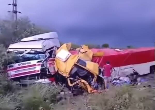 Chofer paraguayo falleció en un terrible accidente de tránsito: escenas muy fuertes