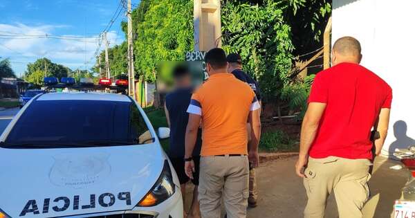 La Nación / Allanaron la mansión del “Rey de los robacoches” en Ñemby, pero logró fugarse