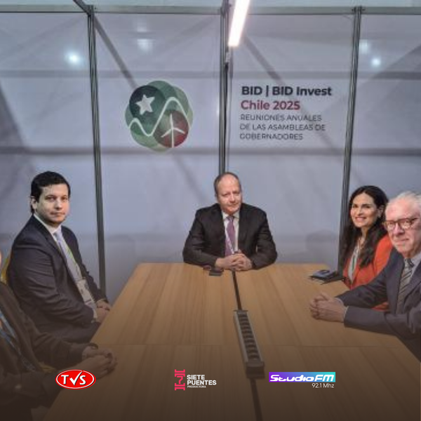 EL MINISTRO DE ECONOMÍA RESALTA LOS PROGRESOS ECONÓMICOS DEL PAÍS EN REUNIÓN CON LA CALIFICADORA MOODY'S RATINGS - TVS