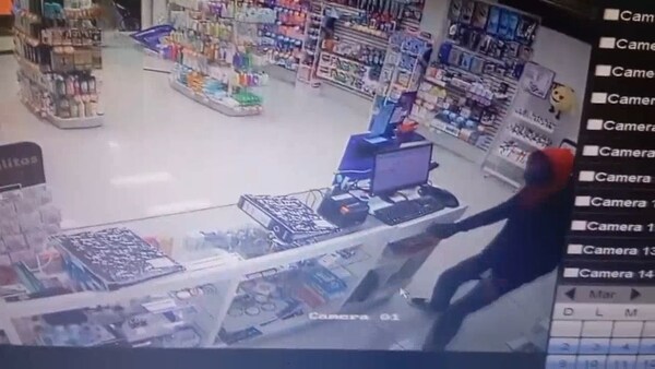 Violento asalto en una farmacia en Cambyretá