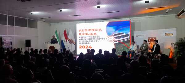 El Intendente Luis Yd y directores municipales presentan balance 2024 en audiencia pública
