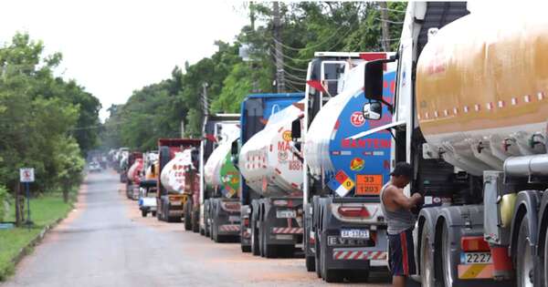 La Nación / Paraguay reexporta unos 50,7 millones de litros de combustible a Bolivia