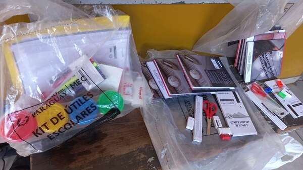 MEC informa: 95% de los kits escolares entregados, el resto llegará en abril