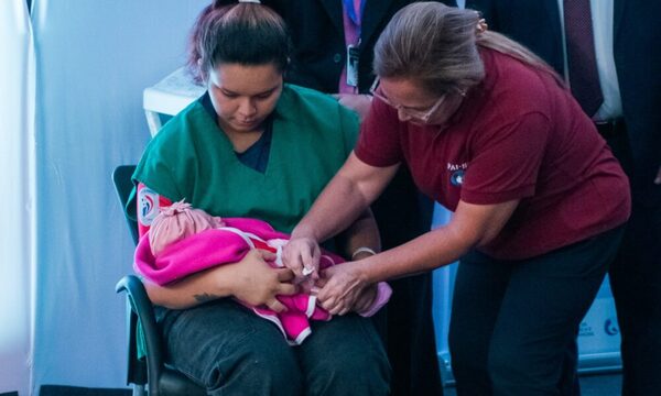 Campaña de inmunización para prevenir el virus respiratorio sincitial en recién nacidos y lactantes