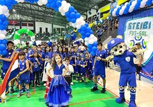 STEIBI se lleva premio a Mejor Hinchada y Mejor Presentación en arranque del Campeonato de Escuelas de Futsal del Alto Paraná | DIARIO PRIMERA PLANA