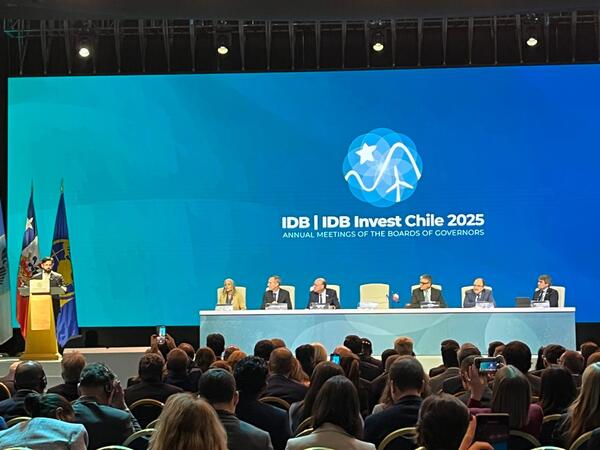 Gabriel Boric: “Ni motosierras ni aranceles”, la dura crítica a Trump y Milei | Economía y Finanzas | 5Días
