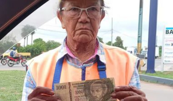 Humilde abuelita vendedora fue estafada con un 100 mil falso - Noticiero Paraguay