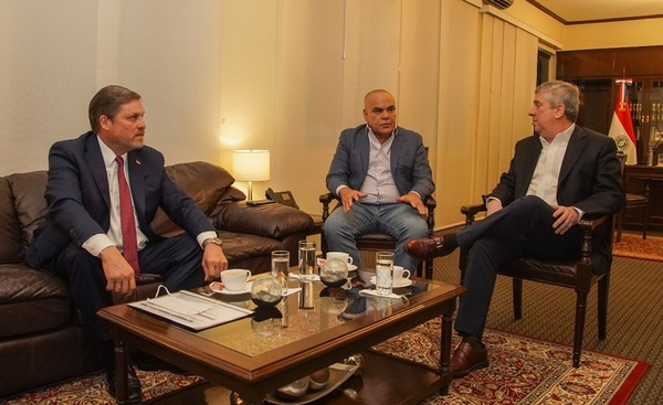 Presidente del TSJE se reunió con el titular del Congreso Nacional