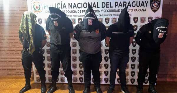 La Nación / Imputan a cinco guardiacárceles
