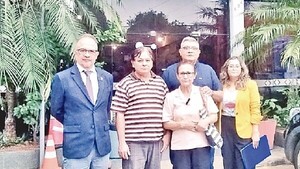 Jubilada y víctima de mafia de pagarés pide socorro en su causa