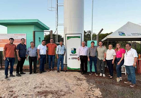 Municipalidad de Hernandarias dota de agua potable a moradores del barrio Santa Rosa | DIARIO PRIMERA PLANA