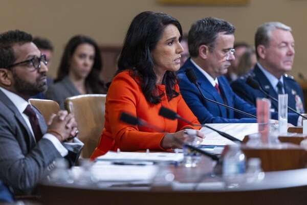 El "Signalgate", la alta política a golpe () de emoji que sonrojó al Gobierno Trump - Mundo - ABC Color