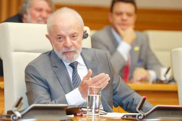 Lula dice que conversará por separado con Putin y Zelensky sobre la necesidad de negociar - Mundo - ABC Color