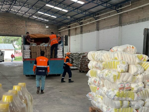 Ayuda humanitaria llega al Chaco para familias aisladas por el desborde del Pilcomayo - ADN Digital
