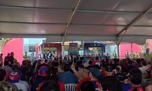 (VIDEO)Ambiente caldeado en asamblea de Cerro: A gritos rajan a Zapag