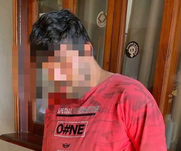 Joven tatacho hizo correr a sus padres tras amenazarlos con un cuchillo