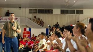 Para Peña, hay gente que quiere ver una fractura dentro de la ANR y con el Gobierno