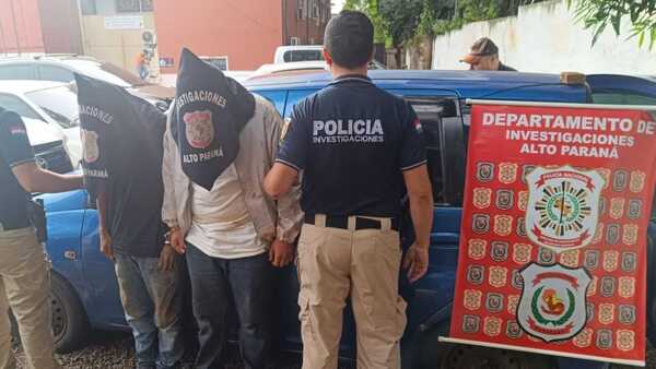 Hernandarias: Recuperan caja fuerte robada de una empresa y detienen a dos sospechosos