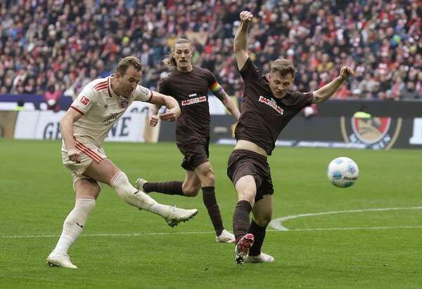 Bayern cumple ante St Pauli y recupera ventaja de seis puntos - Fútbol Internacional - ABC Color