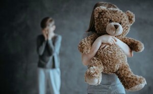 Condenan a 15 años de cárcel a un hombre que abusó de un niño