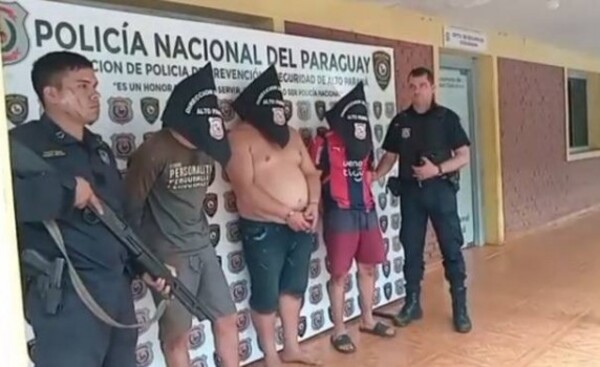 Tres detenidos por polución sonora y agresión a policía