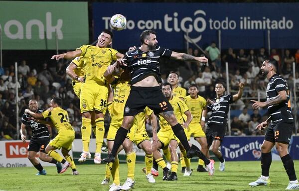 Olimpia casi tira la toalla en el Apertura - Fútbol - ABC Color