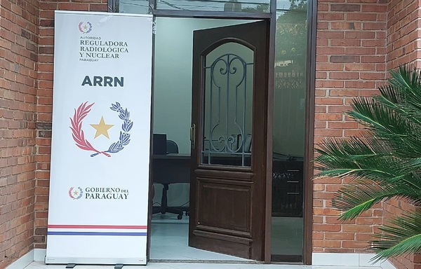 Paraguay estudia la posibilidad de incluir la reacción nuclear en la matriz energética