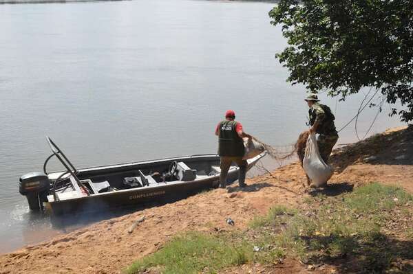 Mades intensifica controles en aguas del río Paraguay y Paraná - Nacionales - ABC Color