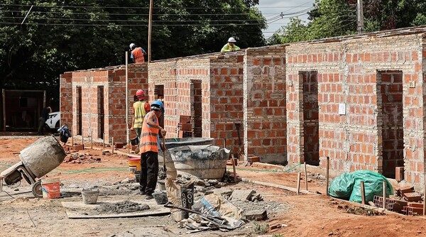Che Róga Porã avanza en Luque y Guarambaré, más familias cerca del sueño habitacional