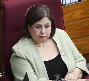 “La gente sabe la verdad al abrir la heladera”, dice senadora Esperanza Martínez a Santiago Peña - Política - ABC Color