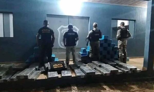 Policía incautan dos camionetas con carga de marihuana en Canindeyú – Prensa 5