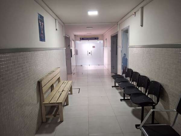 UTI del Hospital Integrado de Ayolas funciona con el 50 % de las camas disponibles por falta de equipos y mantenimiento - Nacionales - ABC Color