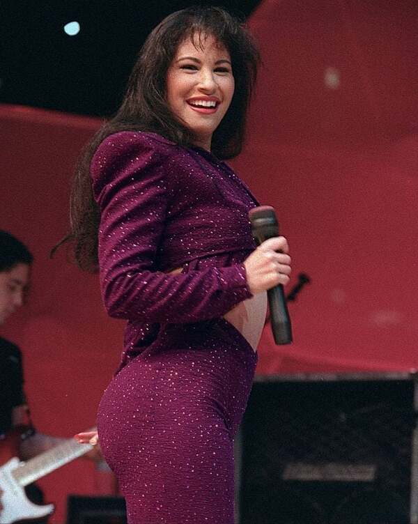 Se cumplen 30 años del asesinato de Selena Quintanilla - Unicanal