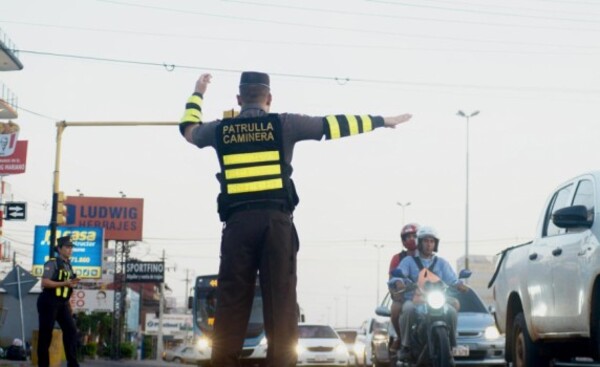 Caminera solo sanciona vencimiento quinquenal de licencias de conducir