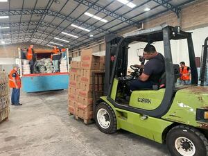Gobierno envía kits de alimentos para 1.500 familias de zonas aisladas del Chaco - Nacionales - ABC Color