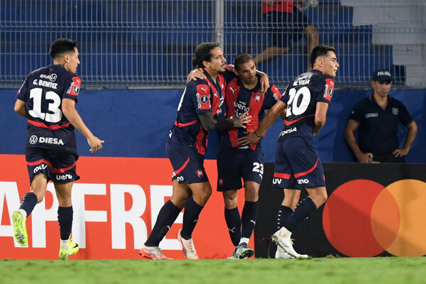 Con plantel reducido, el Ciclón debuta en Libertadores ante Bolívar