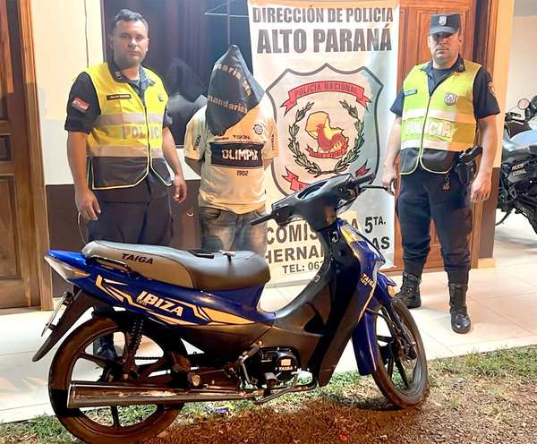 El colmo: Sujeto asaltó a su expareja y la despojó de su moto y el celular - La Clave