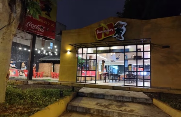Violento asalto a madre e hija en local gastronómico de Lambaré