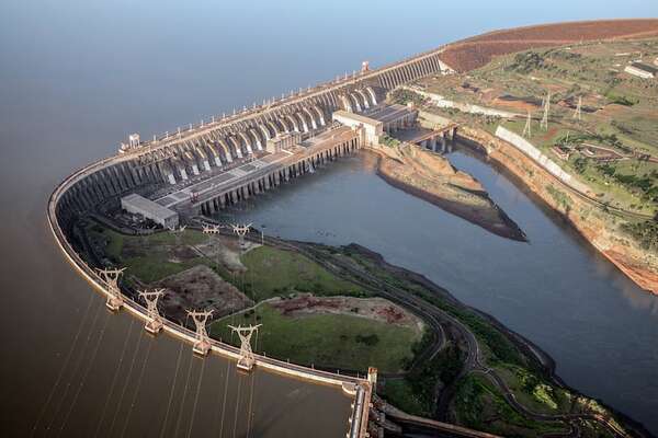 En Brasil, recuerdan que comisión para fiscalizar gastos de Itaipú está parada desde el 2023 - Nacionales - ABC Color