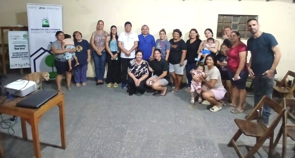 Familias del Bañado Tacumbú capacitadas para la prevención de riesgo en niños y adolescentes