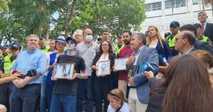 La Nación / Turba de opositores no siguió protocolo para ingresar al Museo de la Justicia, señalan