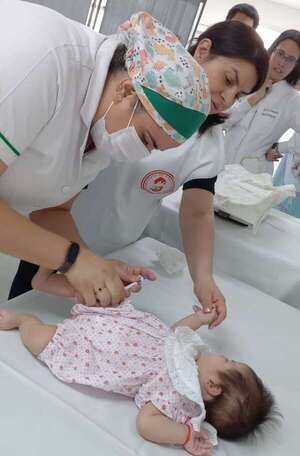 Vacuna contra virus sincitial respiratorio, para neonatos y lactantes, ya está disponible en IPS - Nacionales - ABC Color