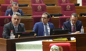 Comisión dictamina en mayoría aprobar desafuero de Mario Abdo y Senado podría tratar este miércoles