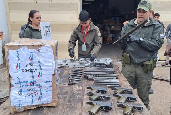 Incautan componentes de armas en el aeropuerto Silvio Pettirossi