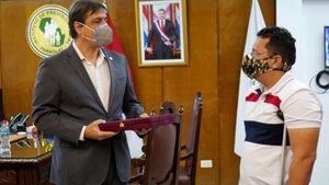 IPS: Cuestionan designación en una dependencia de supuesto implicado en expedición de certificados mau