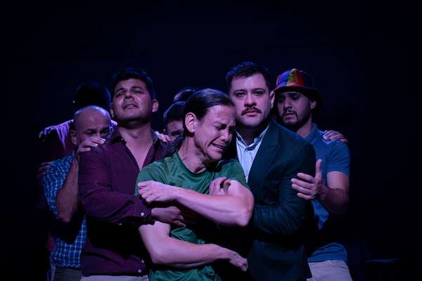 #MODO_AVIÓN, obra dirigida por Tana Schémbori, vuelve a escena - Cultura - ABC Color